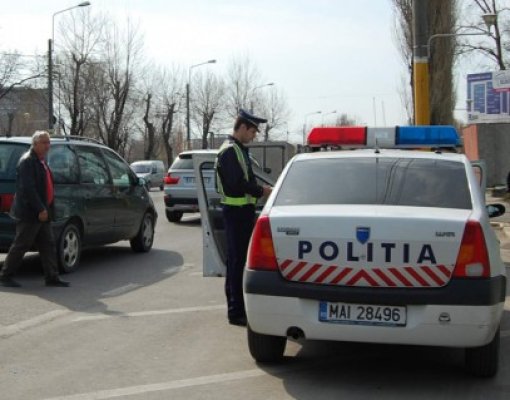 Infracțiuni la regimul rutier, depistate de polițiști